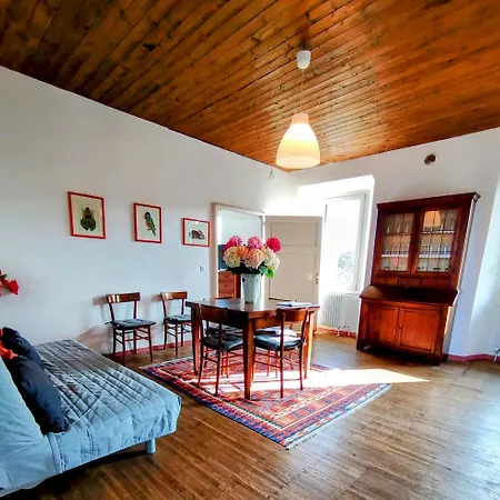 La Corte Sul Apartment *